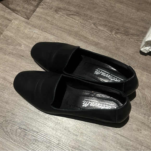 L’intervalle Daria Leather Loafer - Picture 4 of 7